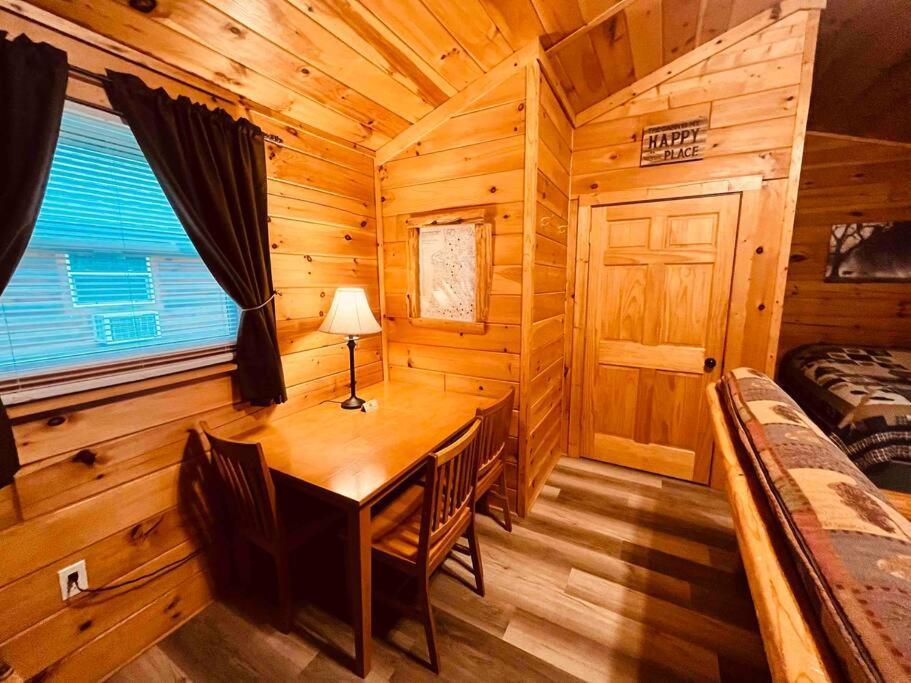 Thompsonville Willow Cabin מראה חיצוני תמונה